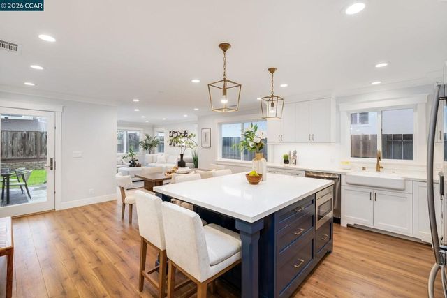 31303 31303 Santa Rita Way, Union City, CA 94587