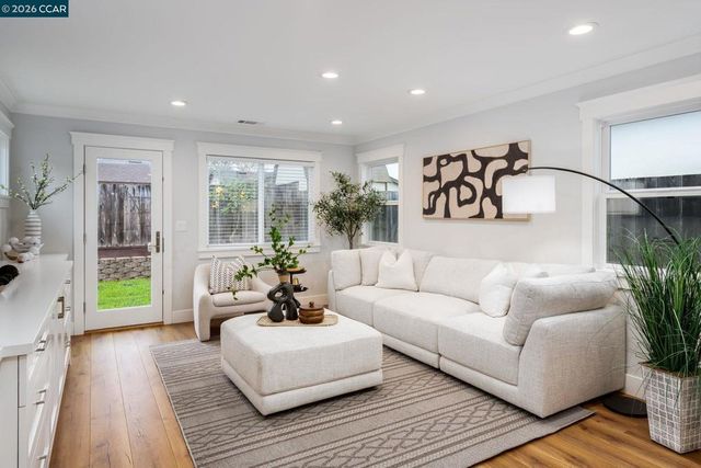 31303 31303 Santa Rita Way, Union City, CA 94587