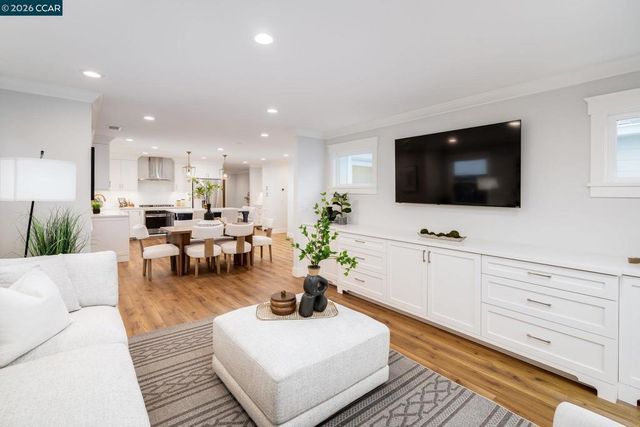 31303 31303 Santa Rita Way, Union City, CA 94587