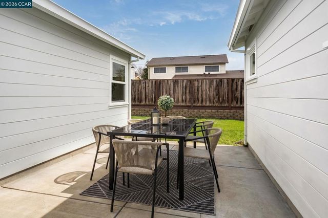 31303 31303 Santa Rita Way, Union City, CA 94587