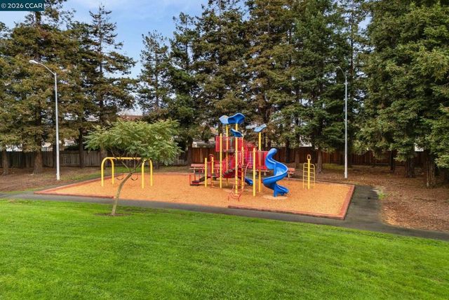 31303 31303 Santa Rita Way, Union City, CA 94587