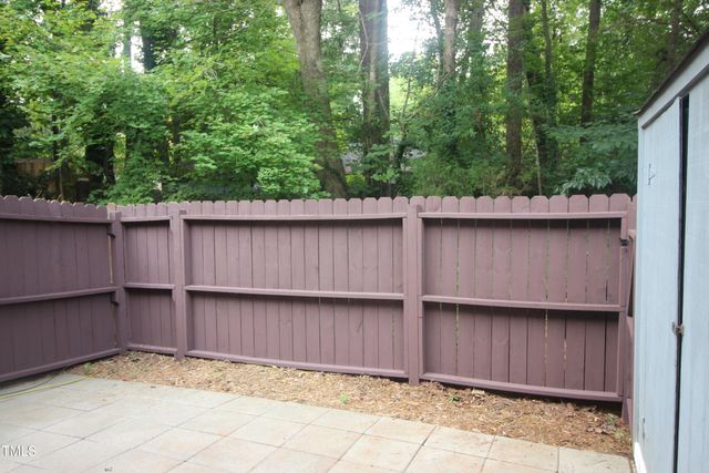 112 E Chalfont Way, Cary, NC 27513