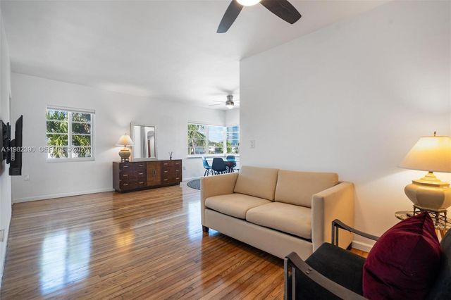 7207 Bay Dr 11, Miami Beach, FL 33141