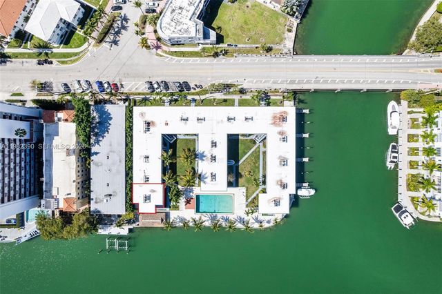 7207 Bay Dr 11, Miami Beach, FL 33141