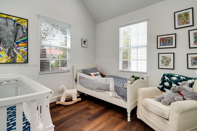 2952 Peachy St 8, Coconut Grove, FL 33133