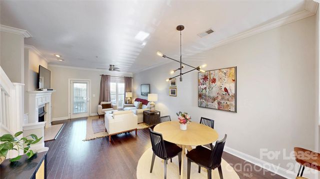 1009 Park West Drive, Charlotte, NC 28209