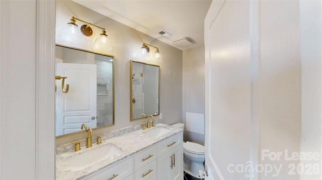 1009 Park West Drive, Charlotte, NC 28209