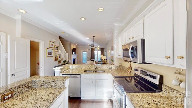 1009 Park West Drive, Charlotte, NC 28209