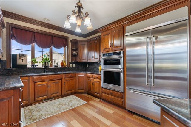 6445 Foxglove Drive, Medina, OH 44256