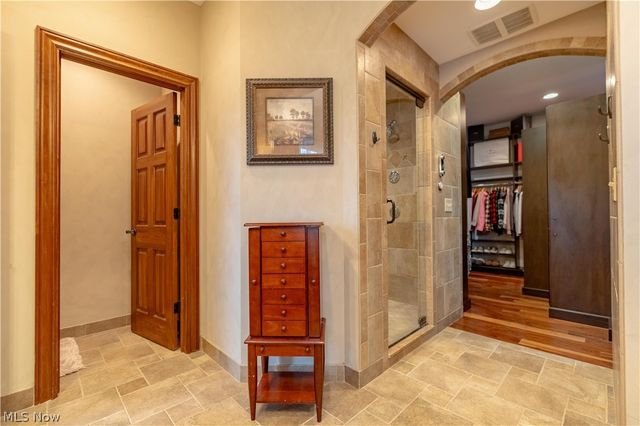 6445 Foxglove Drive, Medina, OH 44256