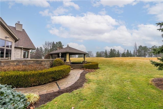 6445 Foxglove Drive, Medina, OH 44256