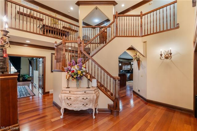 6445 Foxglove Drive, Medina, OH 44256