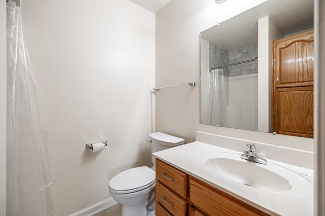 1008 E Evelyn Ct, Portland, TN 37148