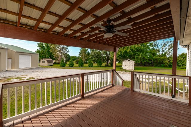 1008 E Evelyn Ct, Portland, TN 37148