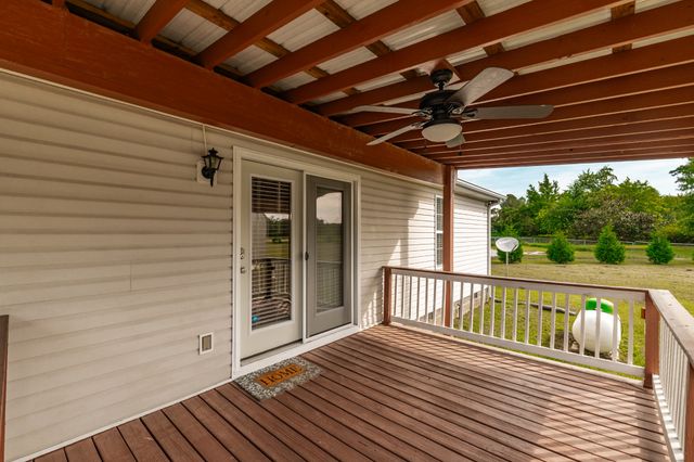 1008 E Evelyn Ct, Portland, TN 37148