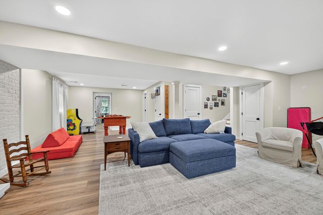 343 Curtin Drive, Lexington, KY 40503