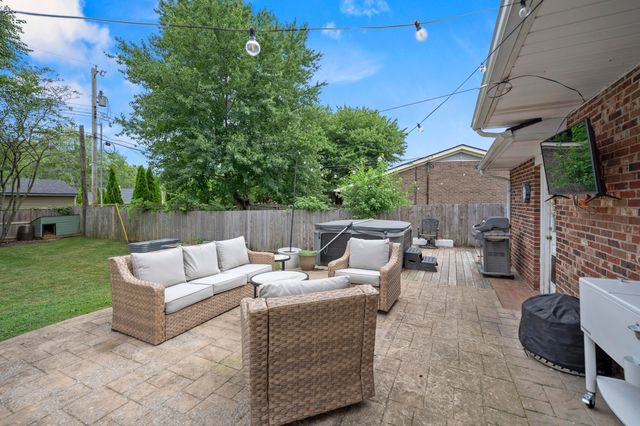343 Curtin Drive, Lexington, KY 40503