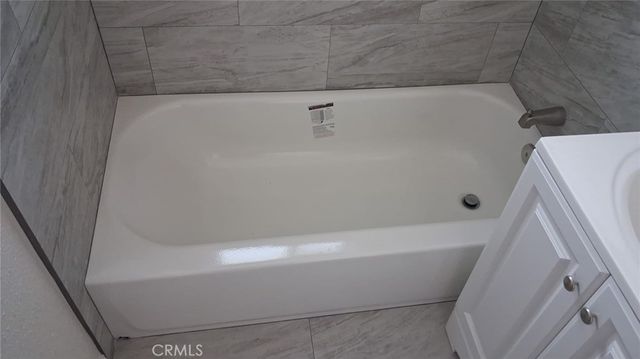 7014 Mountain View Avenue A, Huntington Park, CA 90255