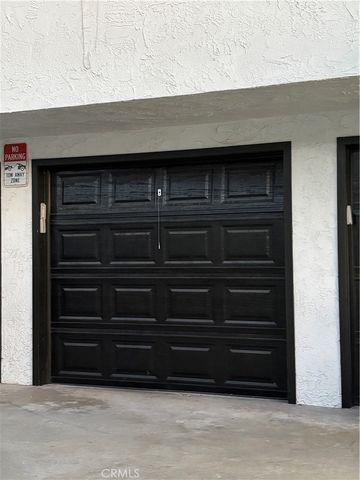 7014 Mountain View Avenue A, Huntington Park, CA 90255