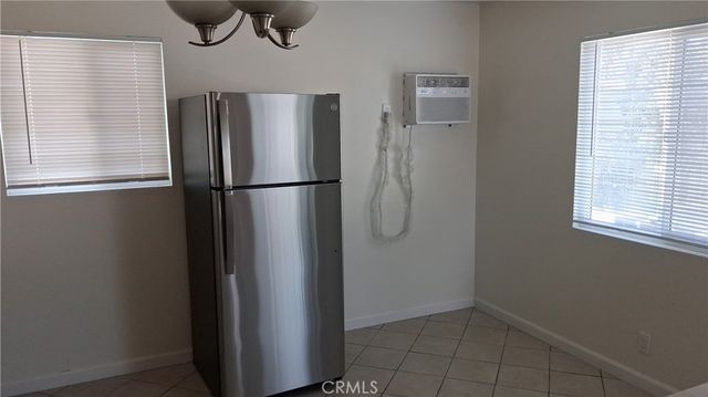 7014 Mountain View Avenue A, Huntington Park, CA 90255