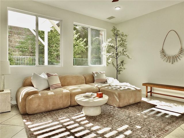 2471 Amelia Court, Signal Hill, CA 90755