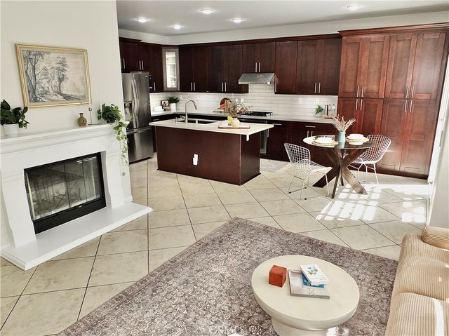 2471 Amelia Court, Signal Hill, CA 90755