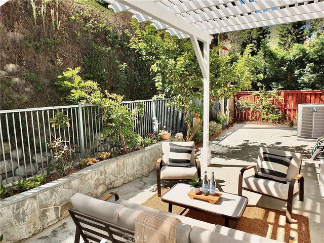 2471 Amelia Court, Signal Hill, CA 90755