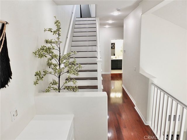 2471 Amelia Court, Signal Hill, CA 90755