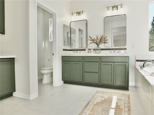2471 Amelia Court, Signal Hill, CA 90755