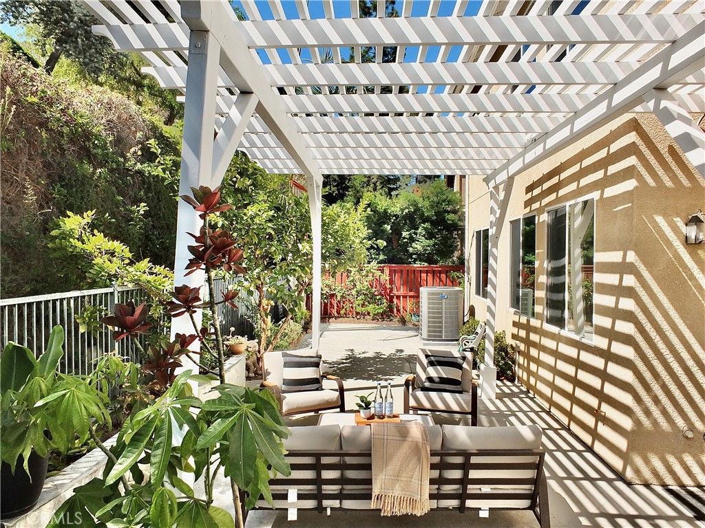 2471 Amelia Court, Signal Hill, CA 90755 — photo 5