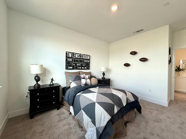 10084 Pixley Ct, Roseville, CA 95747