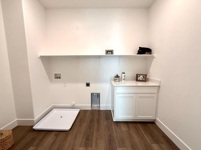 10084 Pixley Ct, Roseville, CA 95747