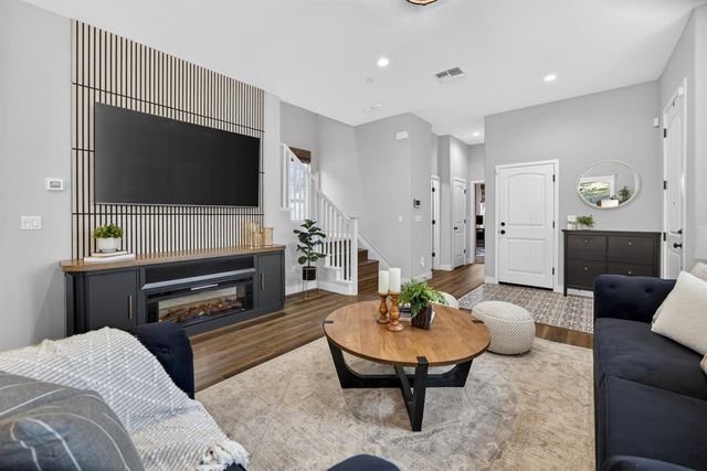 7544 Twin Bridges Ln, Citrus Heights, CA 95610