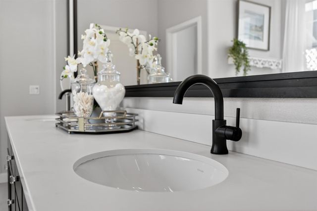 7544 Twin Bridges Ln, Citrus Heights, CA 95610