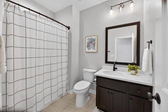 7544 Twin Bridges Ln, Citrus Heights, CA 95610