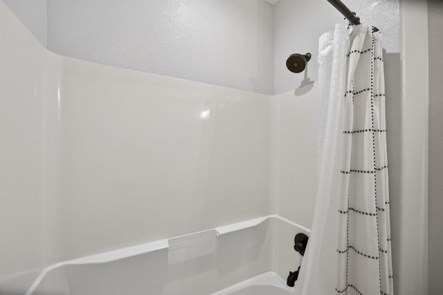 7544 Twin Bridges Ln, Citrus Heights, CA 95610