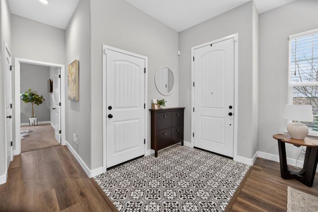 7544 Twin Bridges Ln, Citrus Heights, CA 95610