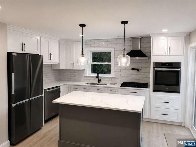 40 Philips Street, Bloomfield, NJ 07003