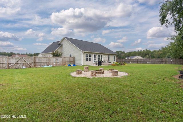 158 Christy Drive, Beulaville, NC 28518