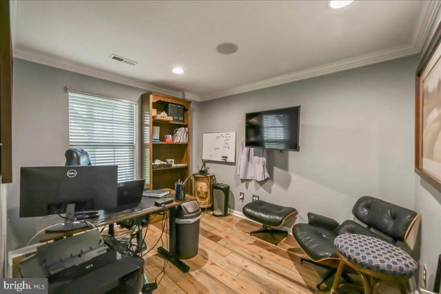 81 VILLAGE GREEN LN, Sicklerville, NJ 08081
