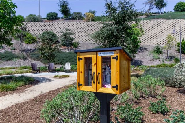 4129 Adishian Way, Corona, CA 92883