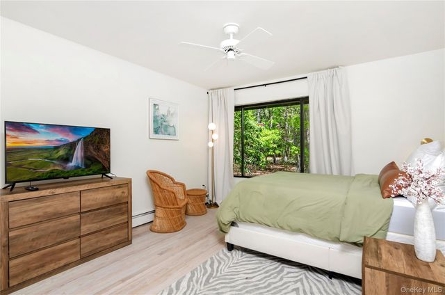 24 N Quarter Road, Westhampton, NY 11977