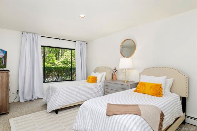 24 N Quarter Road, Westhampton, NY 11977