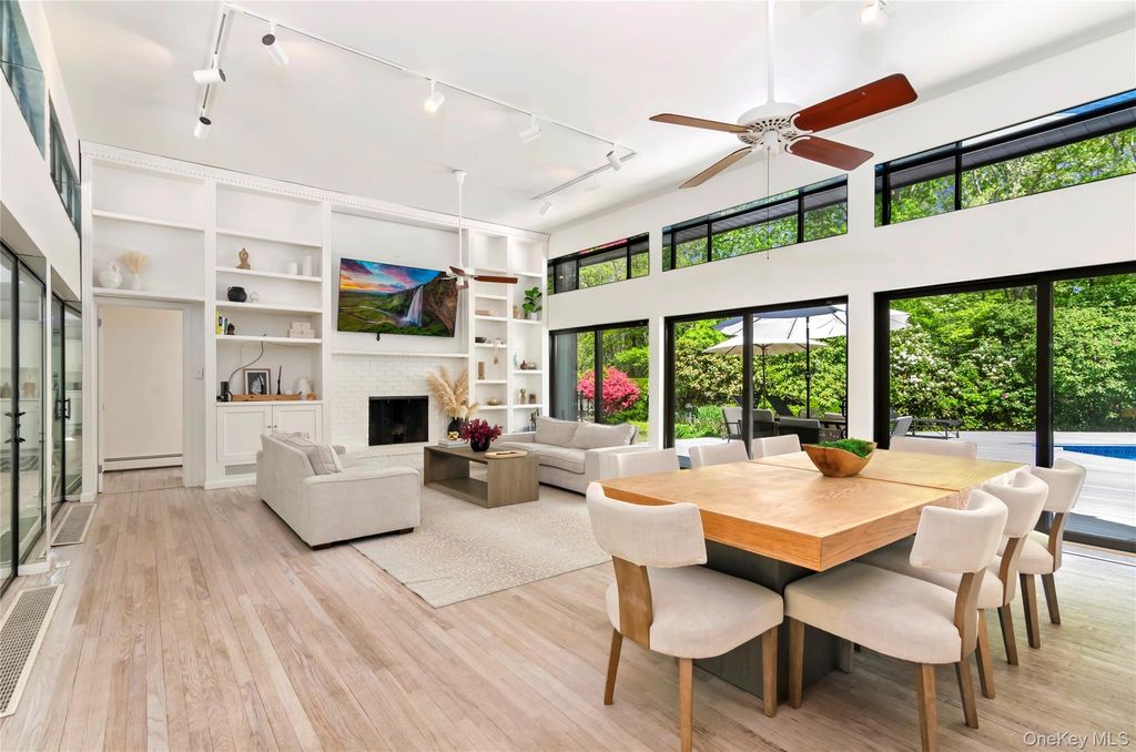 24 N Quarter Road, Westhampton, NY 11977