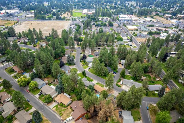 8524 N Hill N Dale St, Spokane, WA 99208