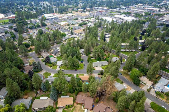 8524 N Hill N Dale St, Spokane, WA 99208