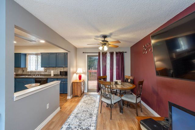 8524 N Hill N Dale St, Spokane, WA 99208