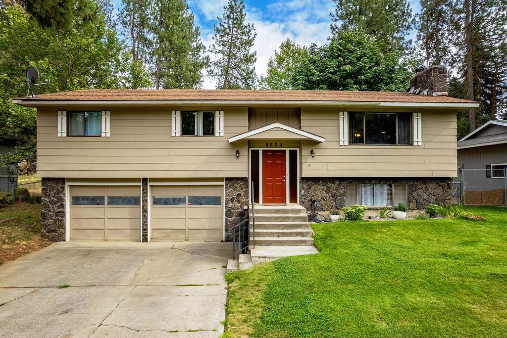 8524 N Hill N Dale St, Spokane, WA 99208