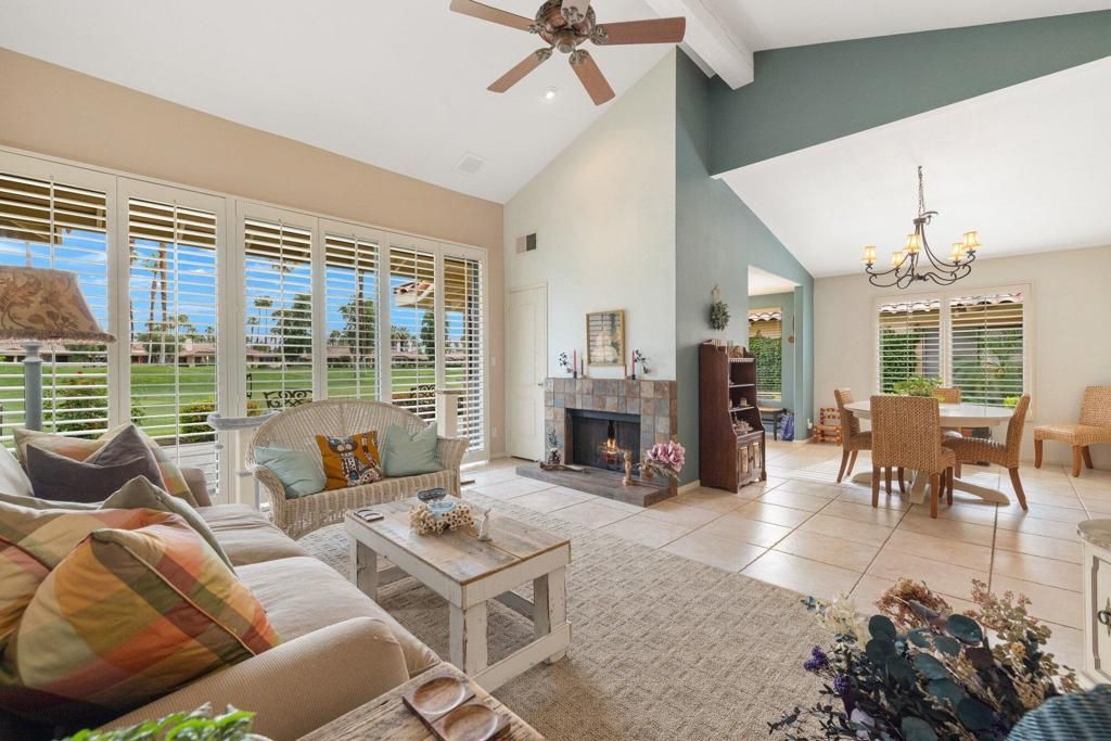 Image 15 of property listing at 414 S Sierra Madre S, Palm Desert, CA 92260