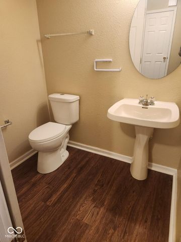 4058 Candy Apple, Indianapolis, IN 46235